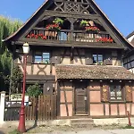 De Caractere Au Calme , Proche Quartier Historique, Au Merlenchanteur ベッド・アンド・ブレックファスト