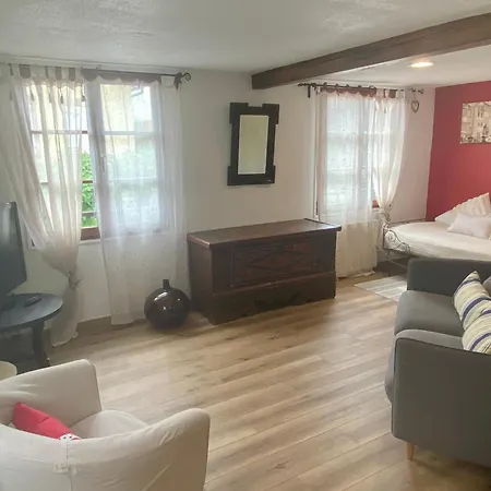 De Caractere Au Calme , Proche Quartier Historique, Au Merlenchanteur 3*