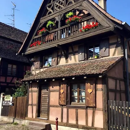 De Caractere Au Calme , Proche Quartier Historique, Au Merlenchanteur Bed & Breakfast 3*