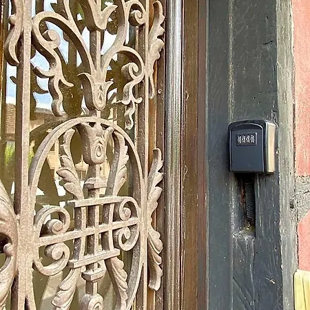 De Caractere Au Calme , Proche Quartier Historique, Au Merlenchanteur